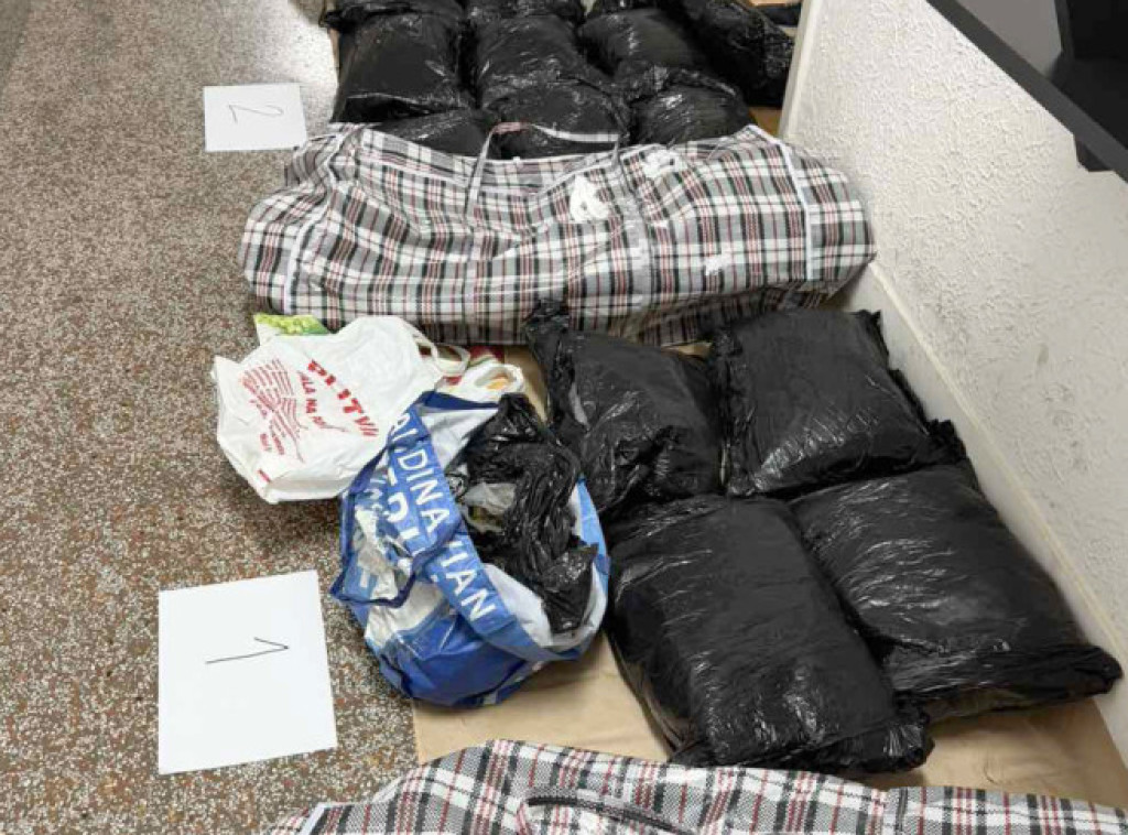 Uhapšen muškarac iz Stare Pazove kod koga je policija pronašla više od 38 kilograma droge
