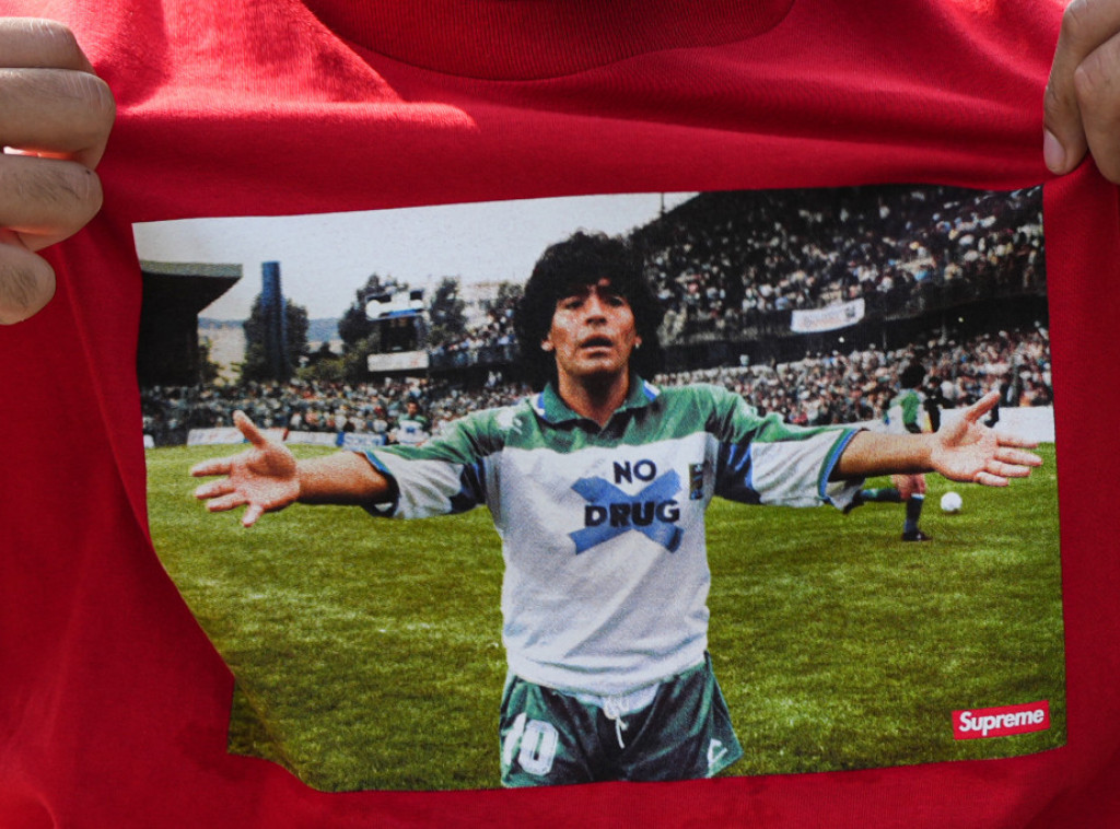 Lopta kojom je Maradona postigao gol rukom na Svetskom prvenstvu 1986. prodata za 2,5 miliona funti