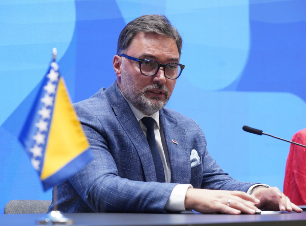 Košarac: Marfi nikako da shvati da mu je mandat ambasadora u BiH istekao