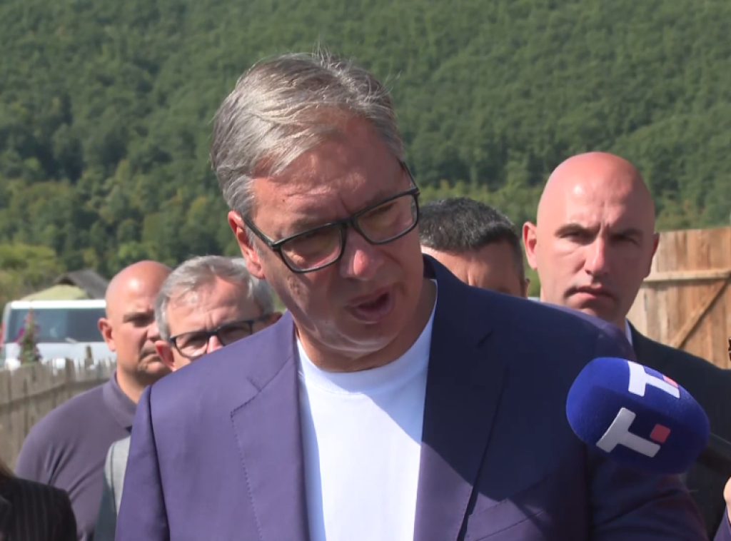 Vučić: Stopa javnog duga 43 odsto BDP-a, mi smo izrazito nisko zadužena zemlja