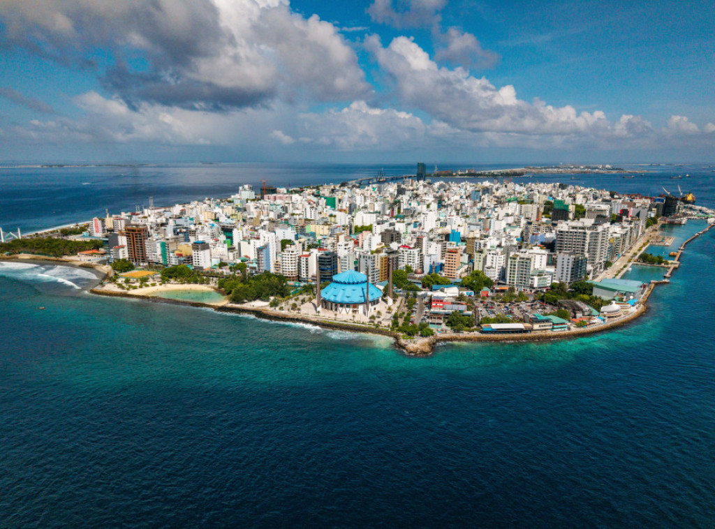 Maldivi uvode turistički porez za strane turističke operatere i platforme
