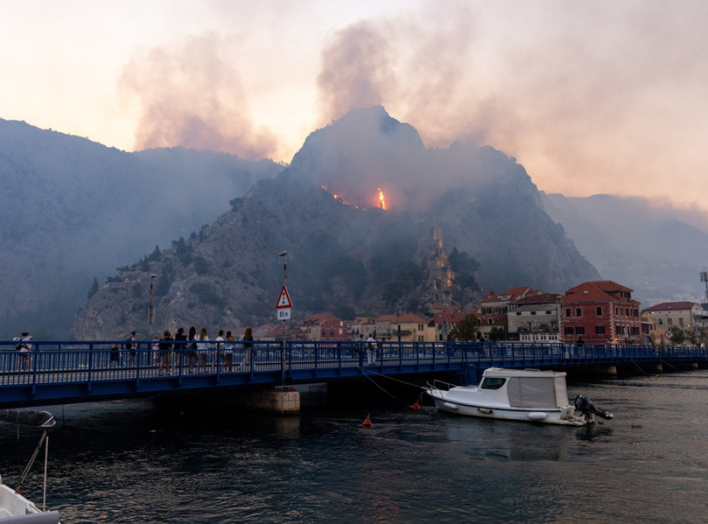 Požari aktivni u BiH, Crnoj Gori, Severnoj Makedoniji i Hrvatskoj