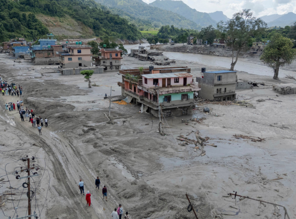 Nepalsko jezero izlilo se iz korita, nivo vode raste