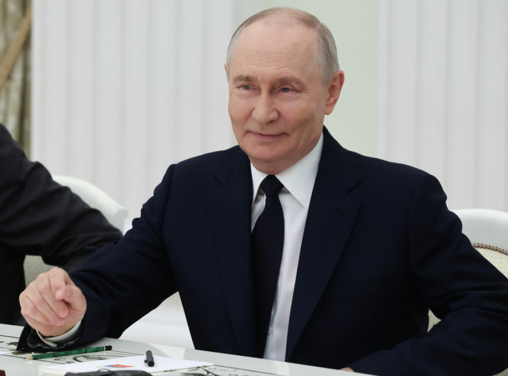 Ankete: Oko 70 odsto Rusa veruje Putinu i pozitivno ocenjuje njegov rad