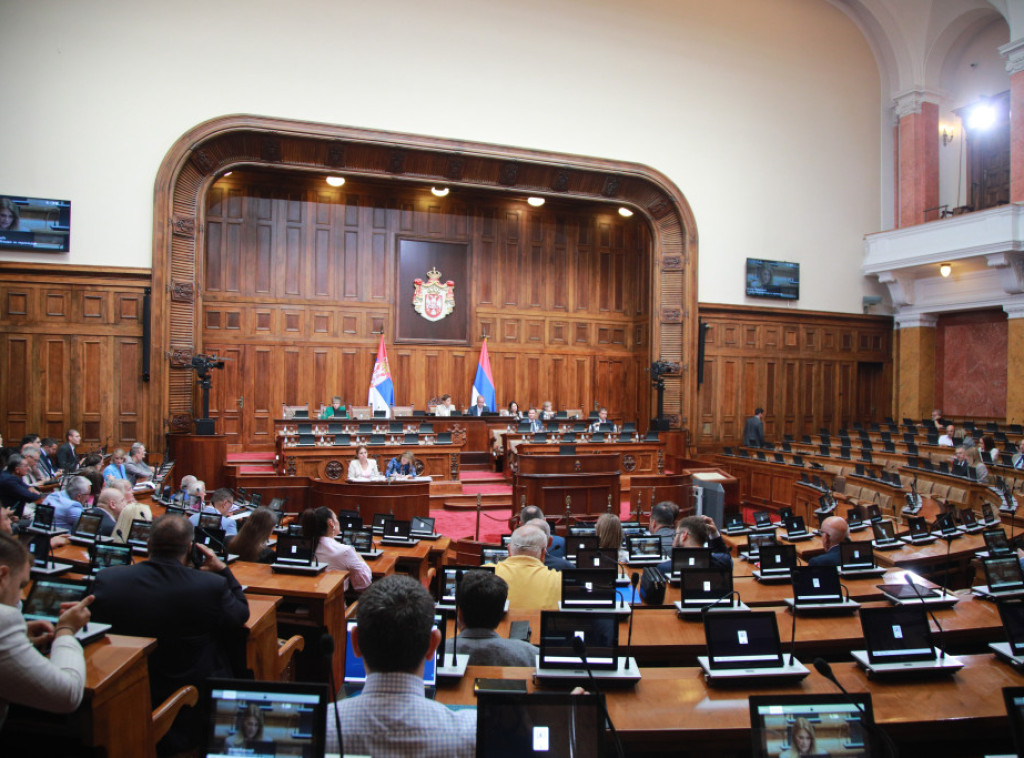 Opozicija kritikuje Beograd na vodi; Mali: Promenili smo ekonomsku sliku Beograda i Srbije