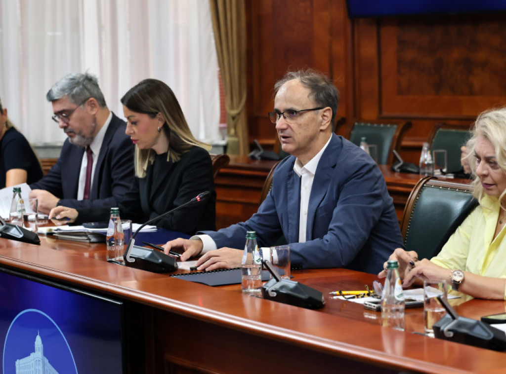 Macut: Država će nastaviti da rešava problem vozača u Šengenskom prostoru