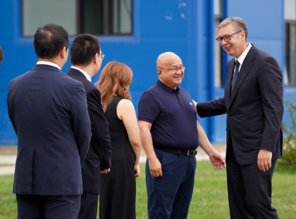 Vučić: Fabrika robota u Šapcu početna investicija, u početku će raditi 200 ljudi