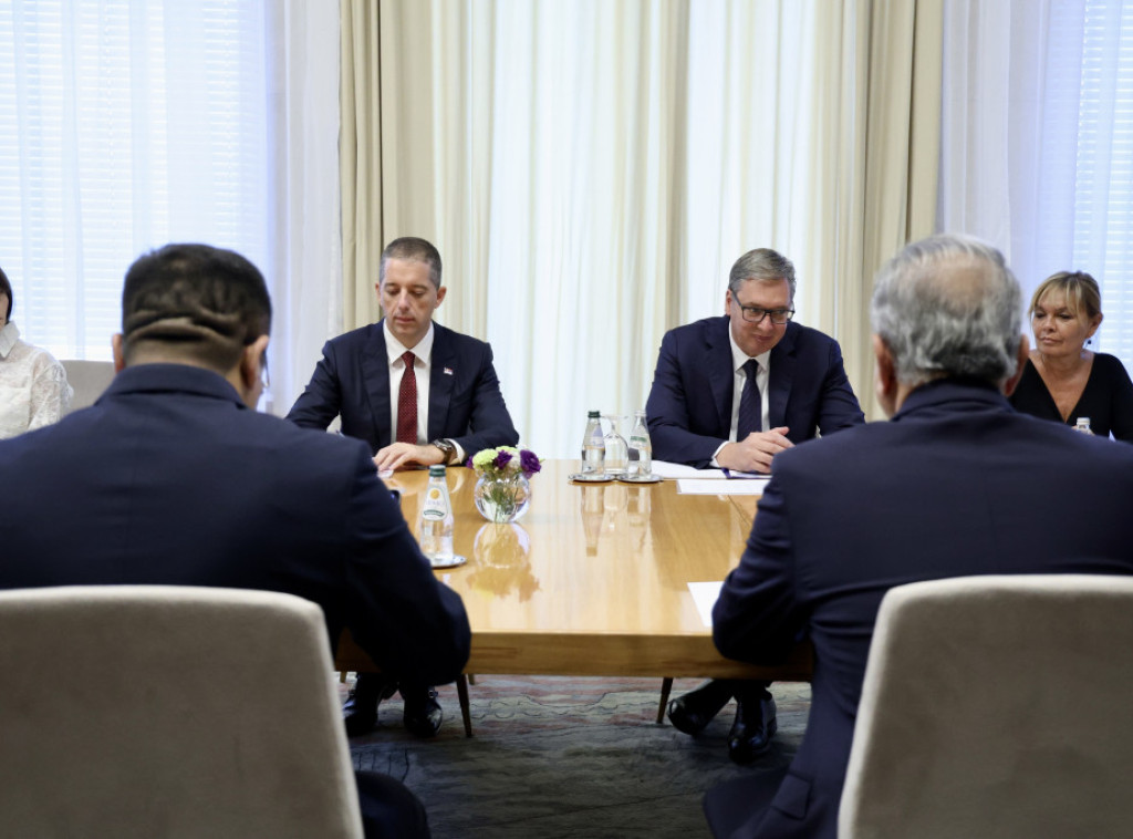 Vučića se sastao sa potpredsednikom Senata Republike Uzbekistan Sodikom Safojevom