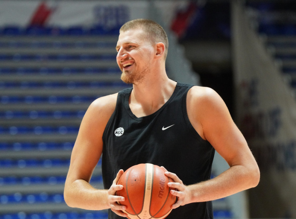 Nikola Jokić dobio nagradu "Ikona ABA lige" na proslavi 25. godina takmičenja