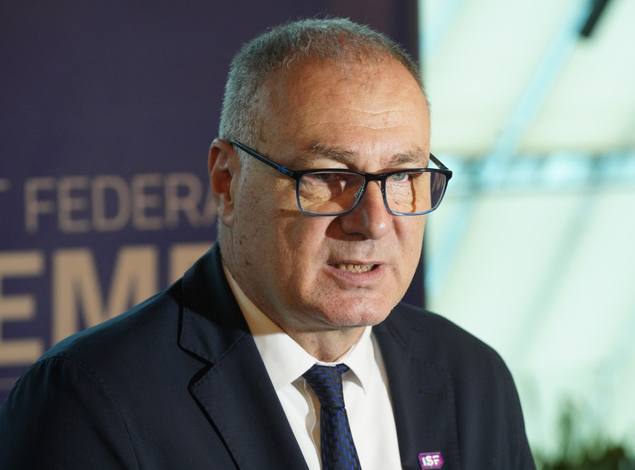 Tanasković: Školski sport spaja, povezuje i obrazuje mlade iz celog sveta