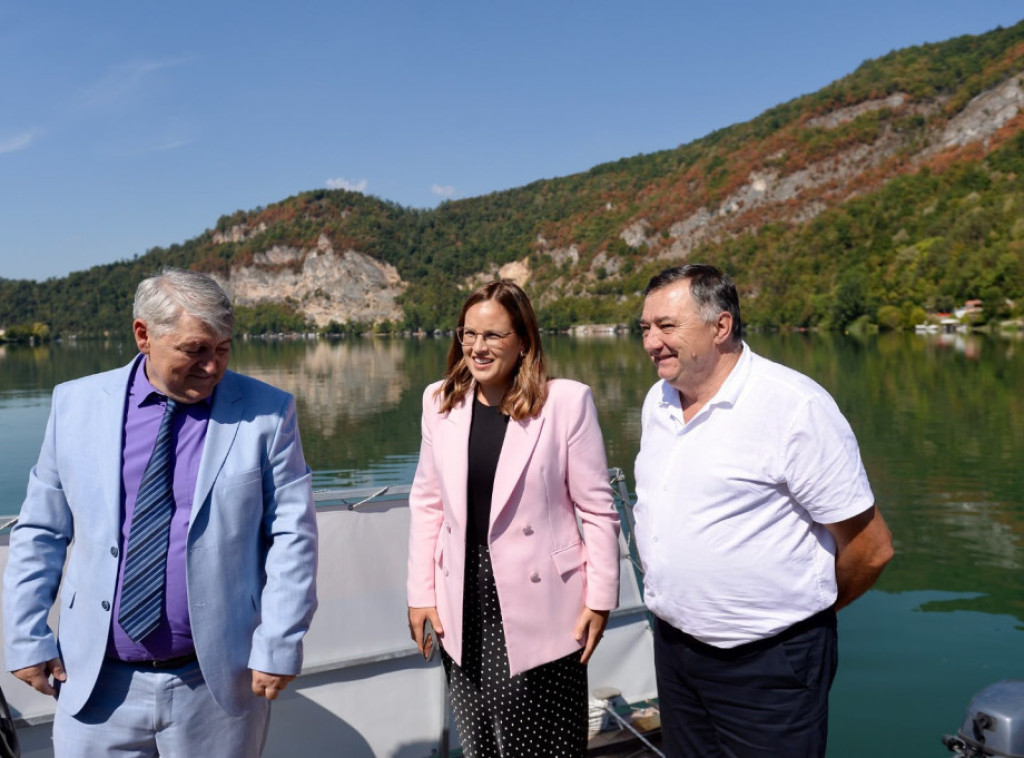Pavkov u Mačvanskom okrugu, obišla projekte za upravljanje otpadom i zaštitu prirode