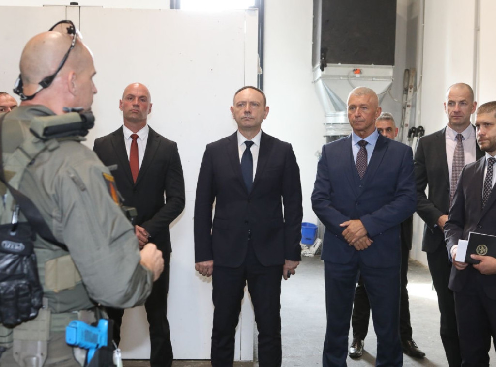 MUP: Vasiljević posetio Mađarsku nacionalnu policiju
