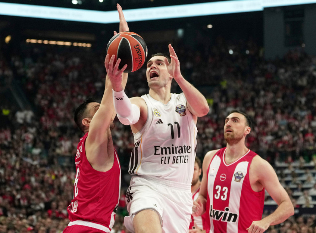 Košarkaši Real Madrida se "osvetili" Olimpijakosu i osvojili Superkup Evrolige