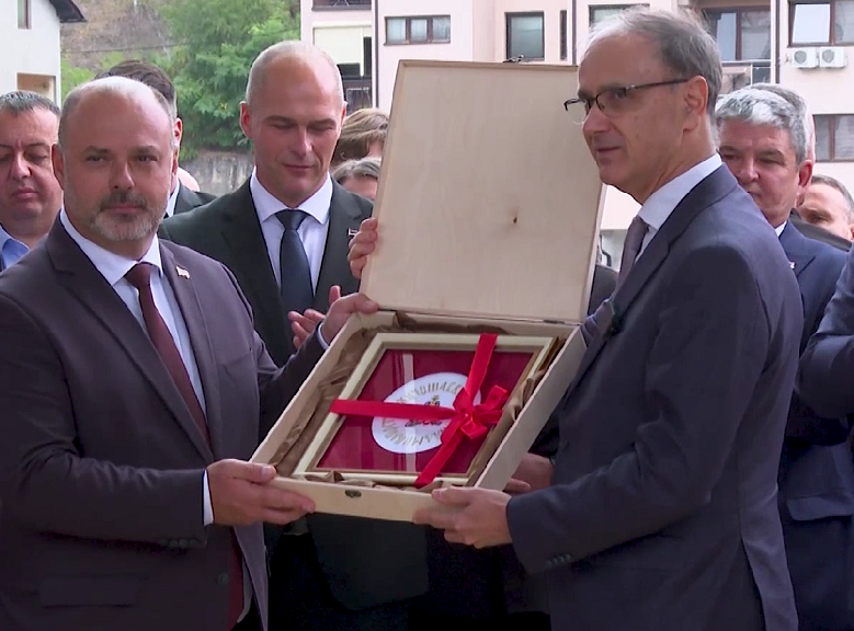 Macut u Višegradu obišao radove na rekonstrukciji mosta i prisustvovao akademiji