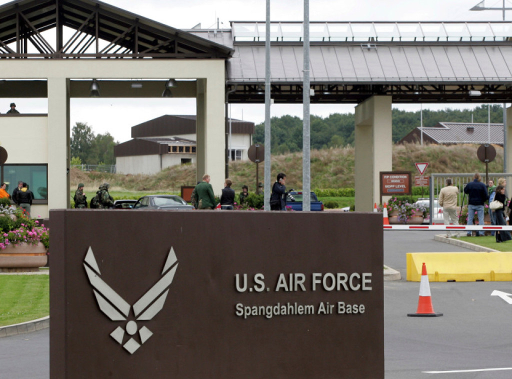 Vojni avion se srušio kod američke vazduhoplovne baze u Nemačkoj