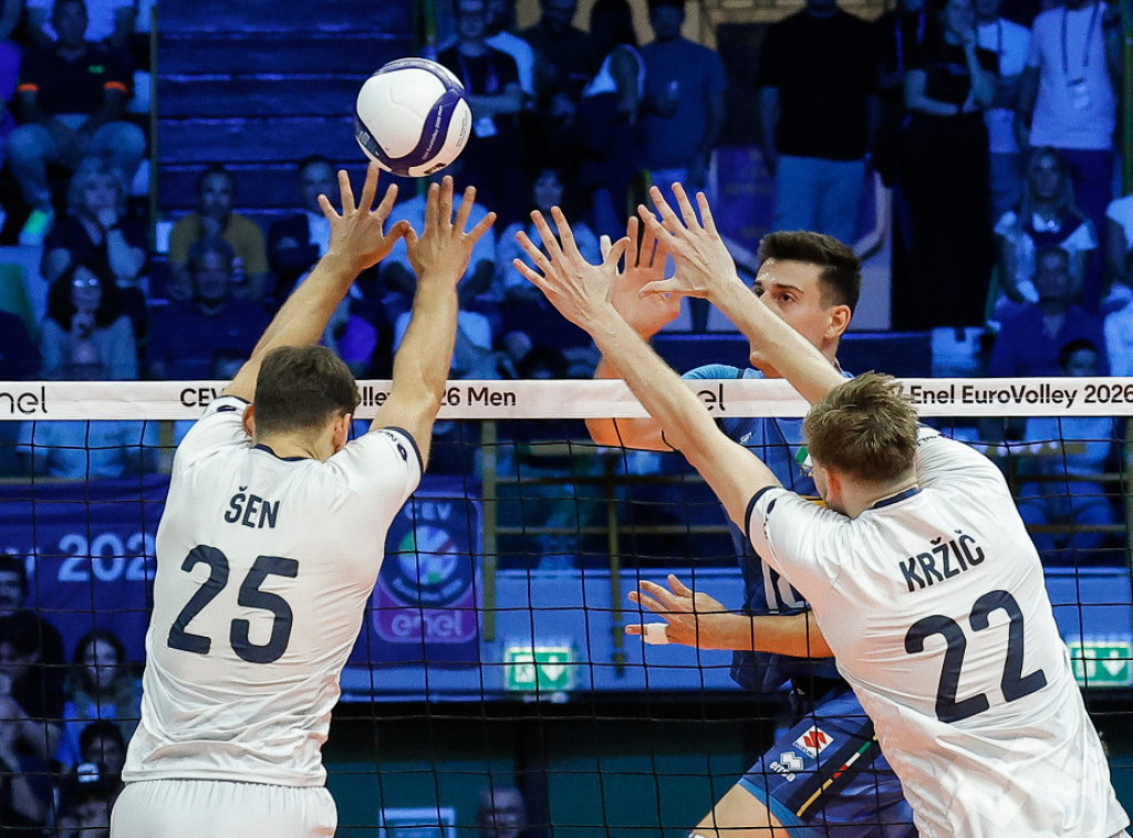 Odbojkaši Slovenije pobedili Belgiju za polufinale Evropskog prvenstva