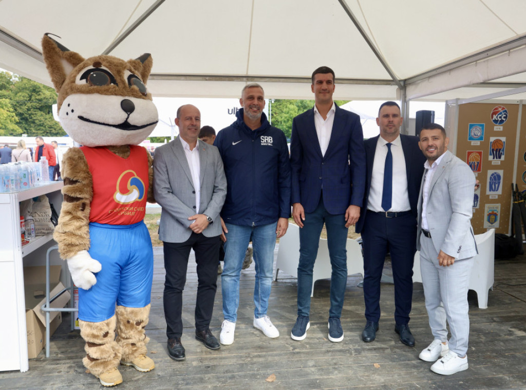 Svečano otvoren Sajam sporta pod sloganom "Sport pobeđuje"