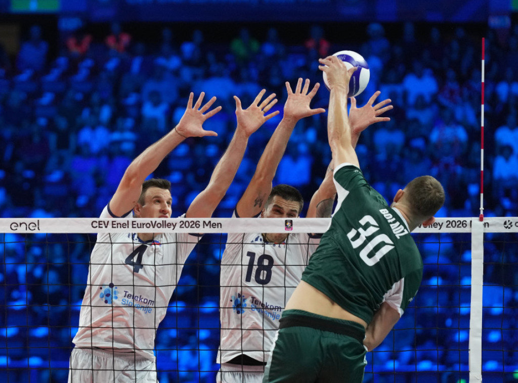 Odbojkaši Poljske pobedili Sloveniju za plasman u finale Evropskog prvenstva