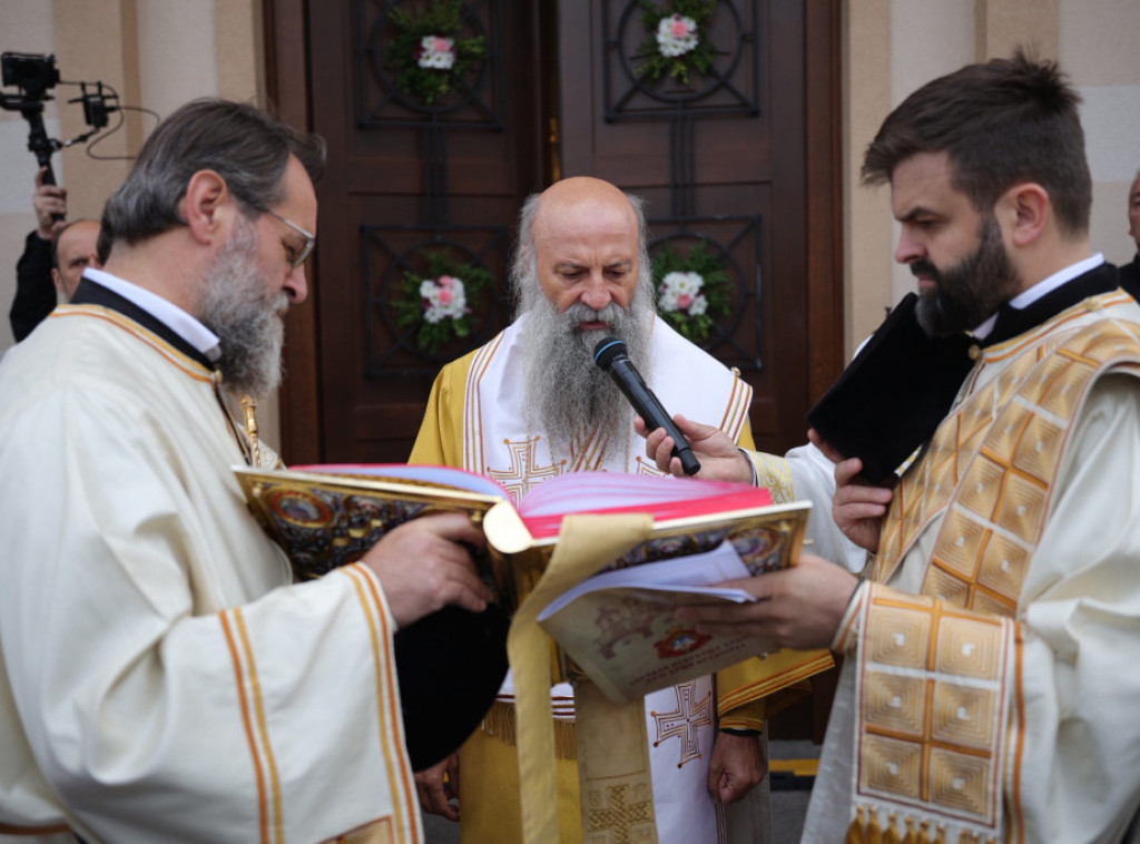 Patrijarh Porfirije osveštao hram u Palama i pozvao na jedinstvo