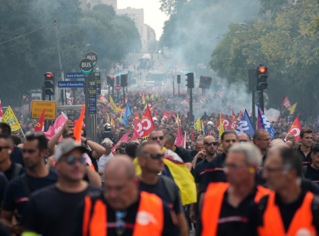 CGT: U Francuskoj danas više od 300.000 demonstranata, 70.000 u Parizu
