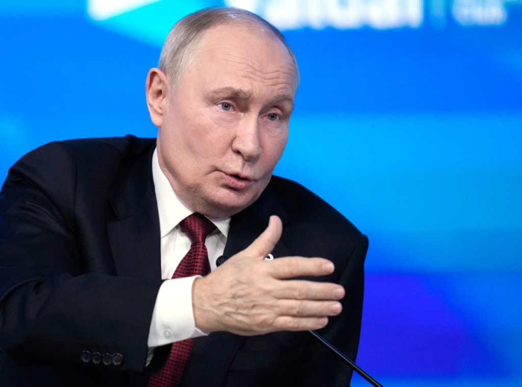 Putin: Evropska auto-industrija je u krizi, uskoro ćemo svi voziti kineske automobile