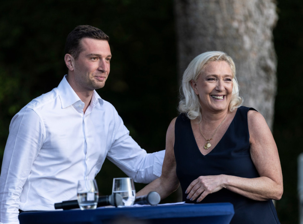 Le Pen: Imam potpuno poverenje u Bardelu
