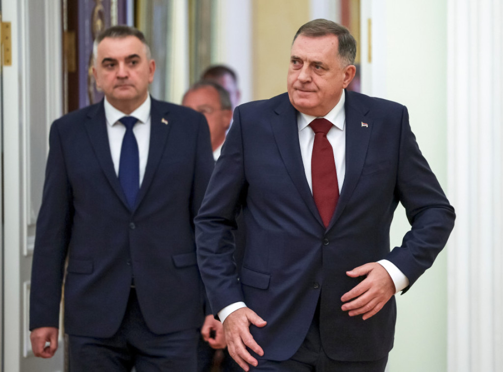 Portparol SNSD: Savo Minić i Željka Cvijanović pred velikom pobedom