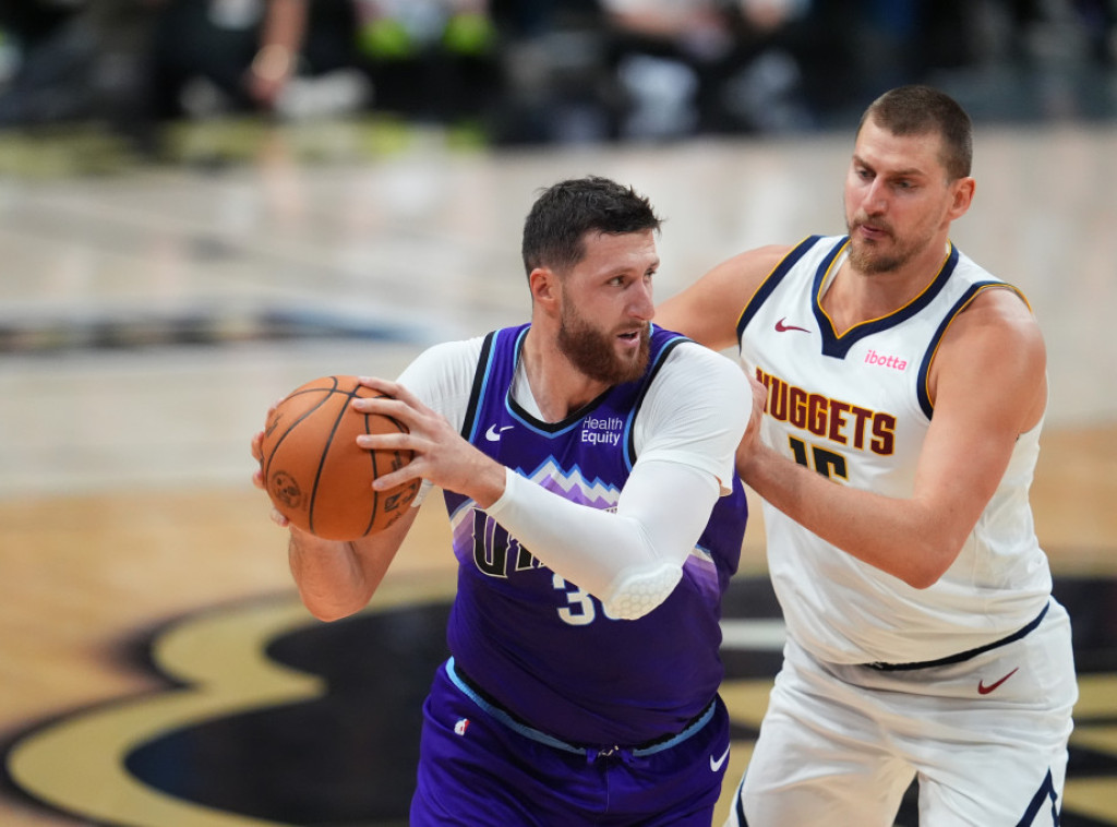 Jokić postigao tri poena u porazu Denvera od Jute, Los Anđeles Klipersi nadigrali Golden Stejt