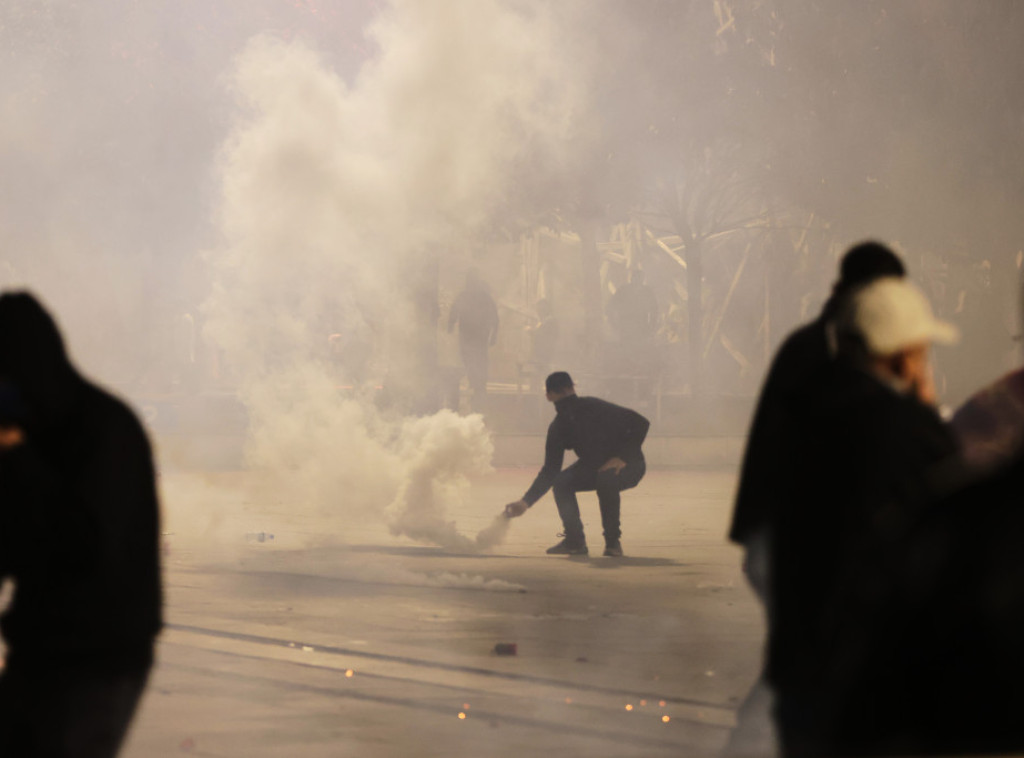 Ističe rok za izbor predsednika u Prištini; pristalice tzv. OVK najavile novi protest