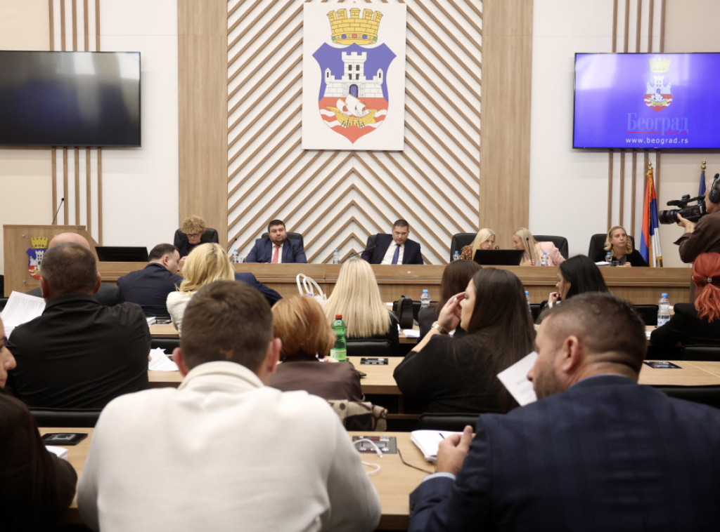 Skupština Beograda usvojila dnevni red, odbornici opozicije napustili sednicu