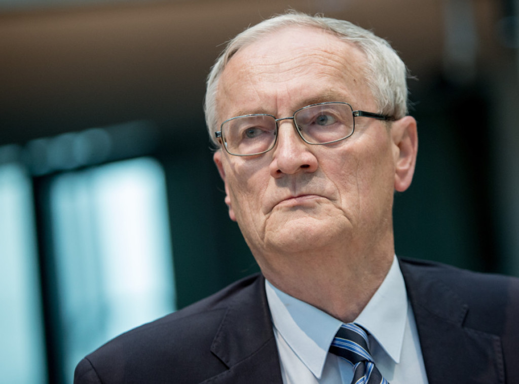 Bild: Bivši šef Savezne obaveštajne službe August Hening uhapšen zbog sumnje na špijunažu i veleizdaju