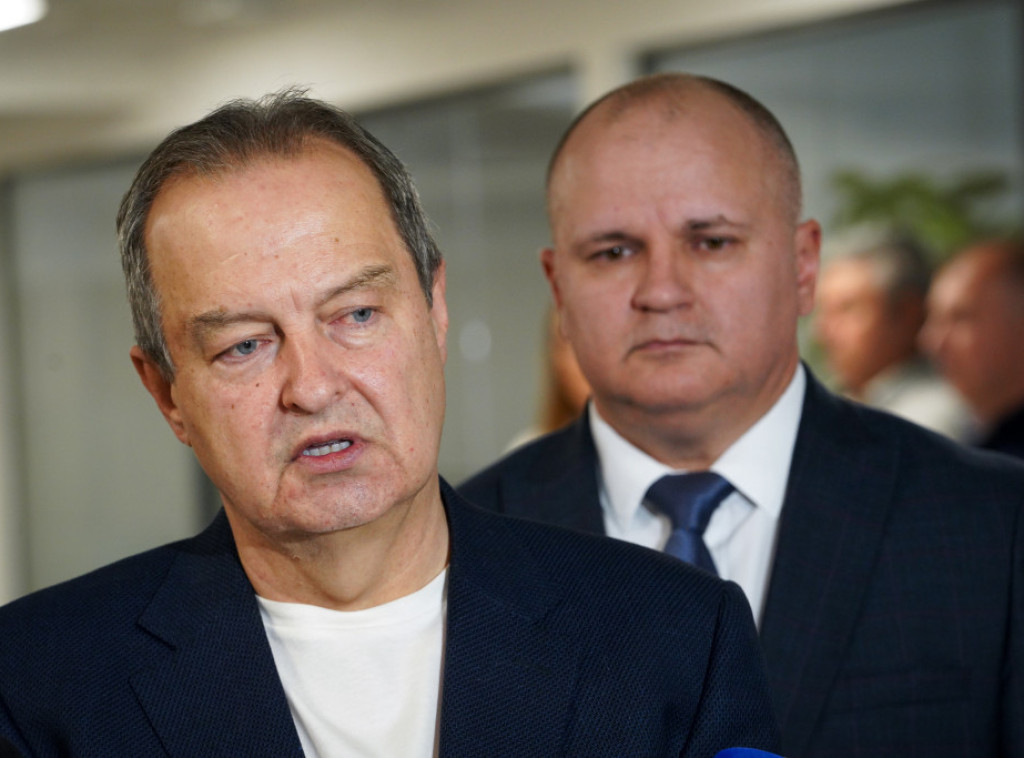 Dačić obišao Upravu u Ljermontovoj: Posle renoviranja uslovi mnogo bolji