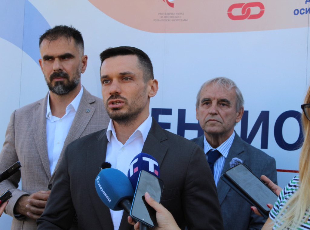 Fond PIO održao tribinu sa penzionerima u Novom Sadu, Ognjenović: Rast penzija 7,5 odsto od decembra