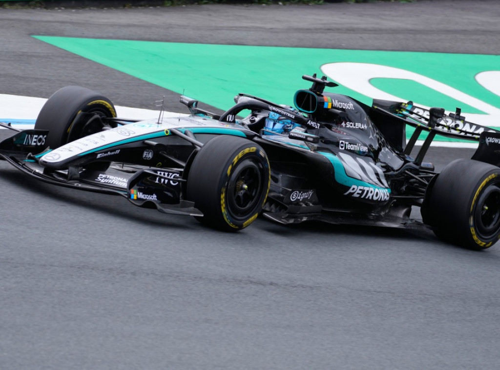 Formula 1: Rasel startuje sa začelja u trci u Singapuru zbog promene motora