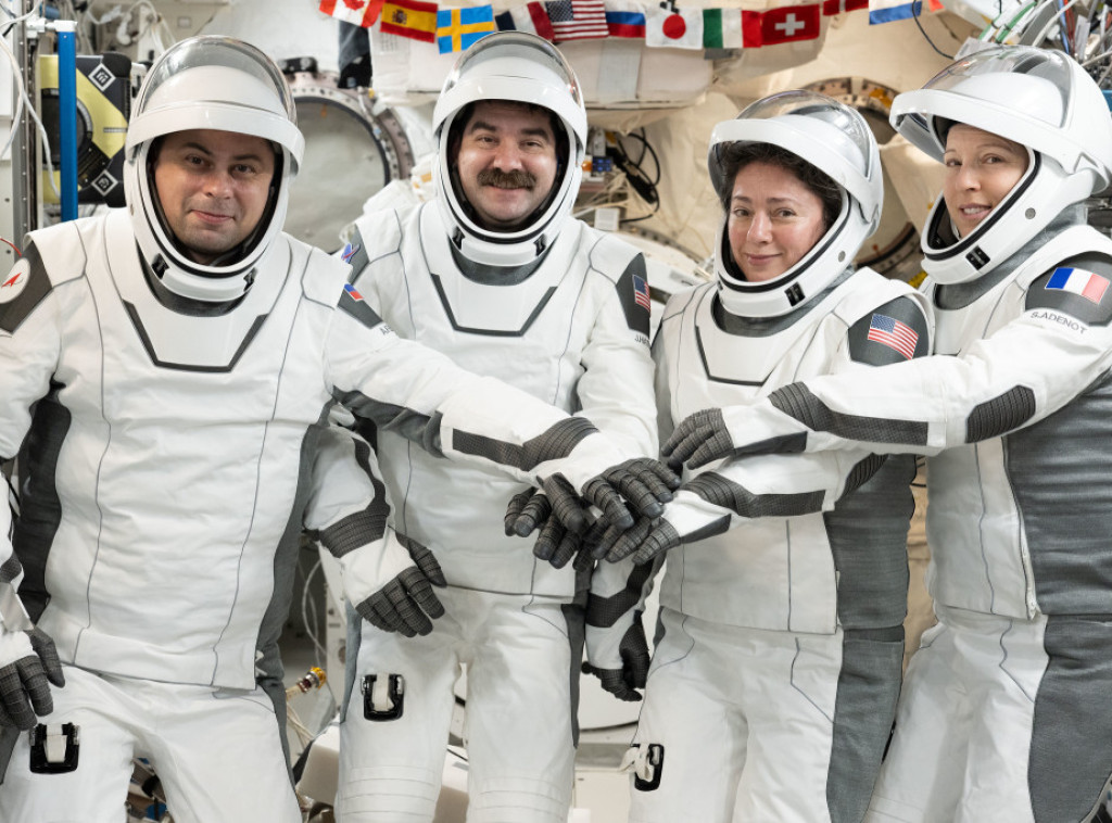 Francuska astronautkinja Sofi Adeno vraća se na Zemlju posle osam meseci u svemiru
