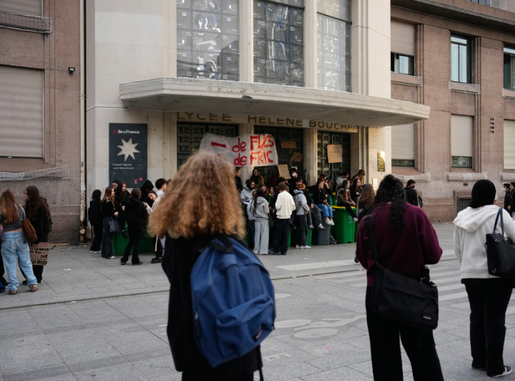Žefre: Od početka protesta srednjoškolaca u Francuskoj povređeno 215 učenika i 88 zaposlenih
