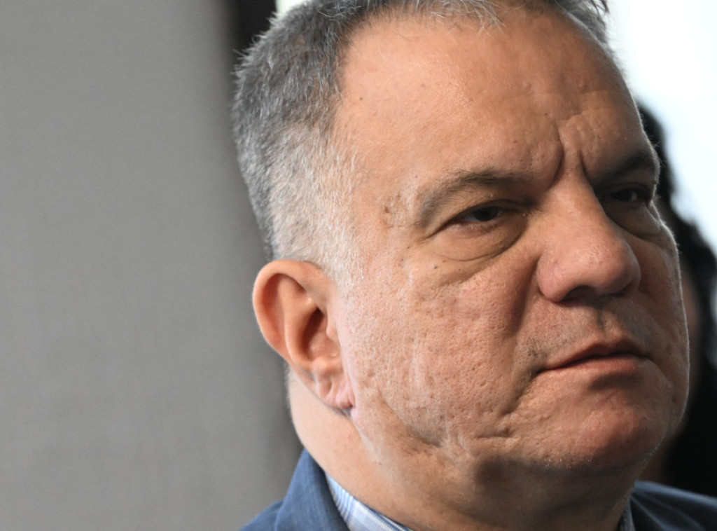 Dejan Vuk Stanković sa prosvetnim radnicima iz Subotice o izazovima u prosveti