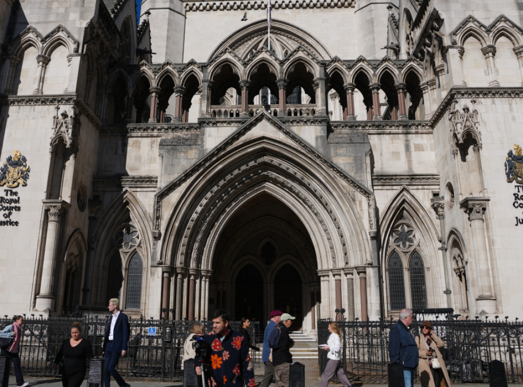 Sud u Londonu: Nalozi za pretres imovine bivšeg princa Endrua bili nezakoniti