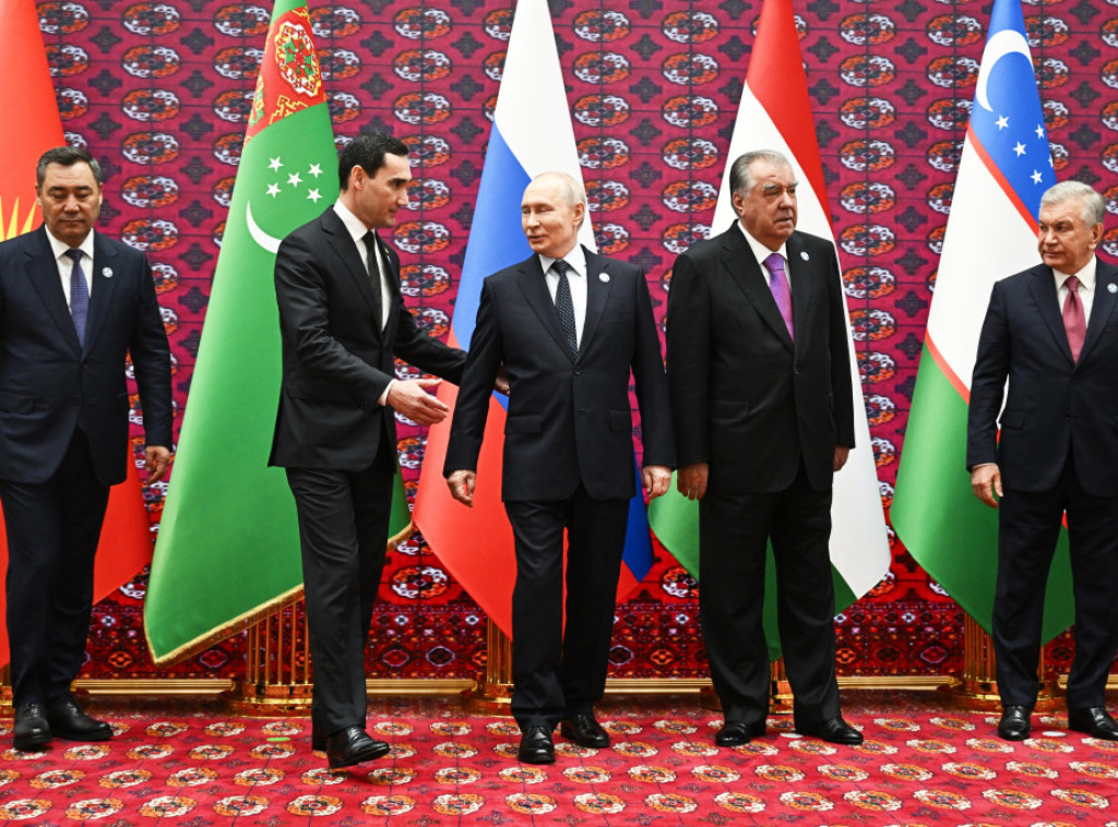 Počeo samit Zajednice nezavisnih država u Turkmenistanu, učestvuje Putin