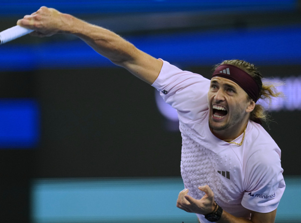 Zverev pobedio Bublika za plasman u četvrtfinale Mastersa u Šangaju