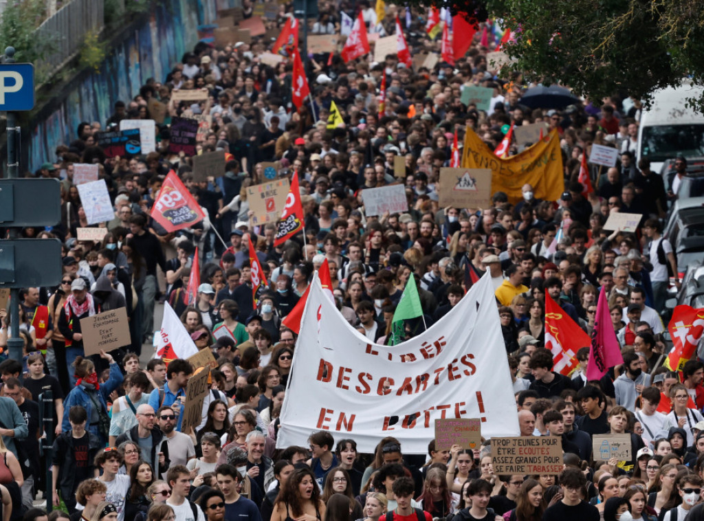 Omladinske organizacije pozvale na protest "Žutih prsluka" u subotu