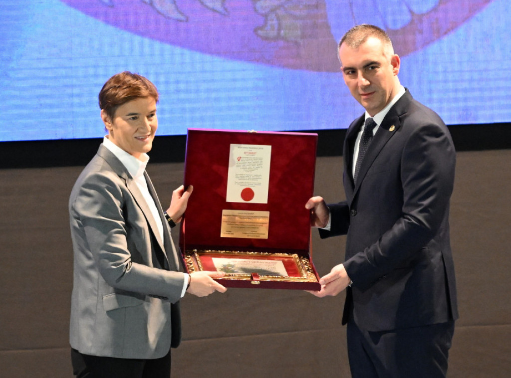 Svečanost povodom Dana BIA, Brnabić i Orlić položili venac ispred Memorijalnog zida