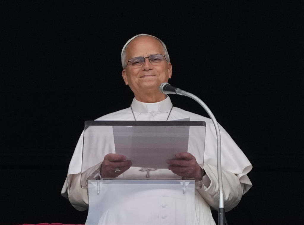 Papa Lav XIV razgovarao sa Zelenskim, traži primirje i evakuaciju civila iz Oleškija
