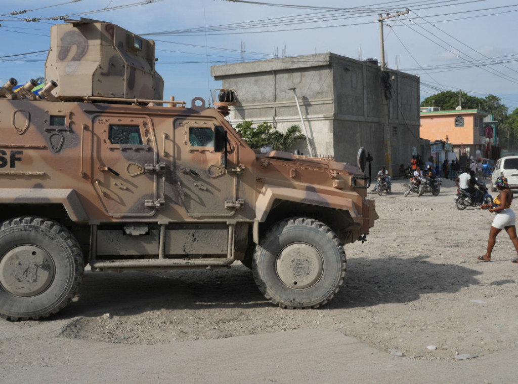 Četvorica salvadorskih vojnika nestala nakon napada bandi na Haitiju
