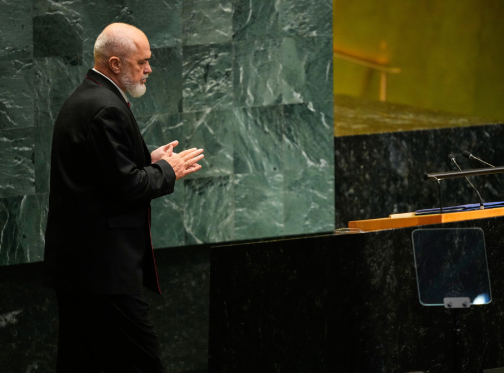 Edi Rama: Spreman sam za dijalog sa svima koji žele