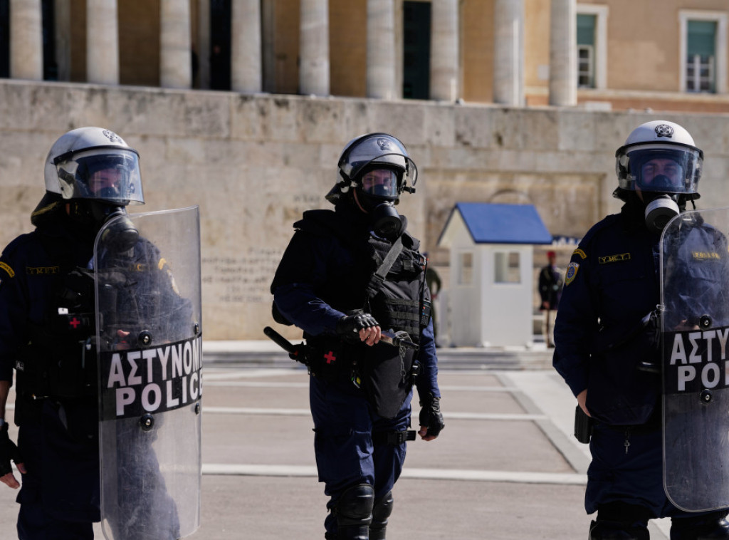 Nacionalni protesti širom Grčke, marševi ulicama gradova, uhapšene desetine ljudi