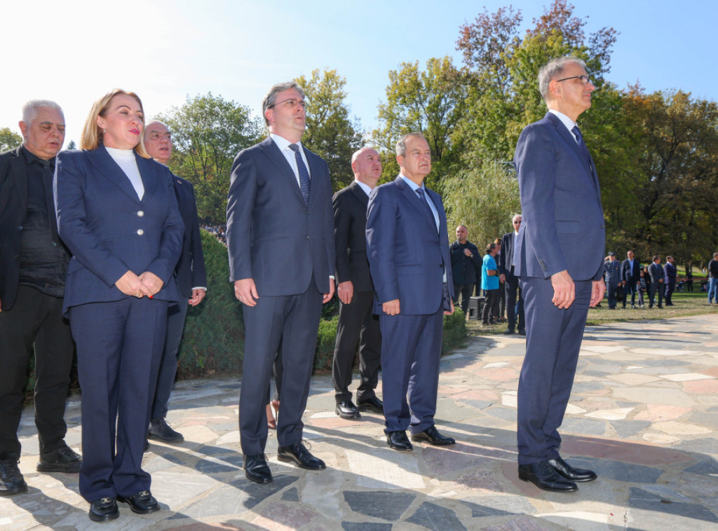 Macut u Šumaricama odao poštu streljanim srpskim žrtvama u Drugom svetskom ratu