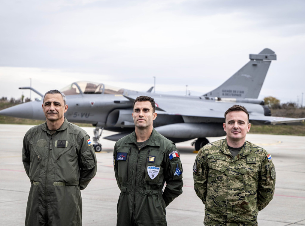 Pleso: Hrvatski i francski piloti na Rafalima uvežbavaju vazdušnu borbu