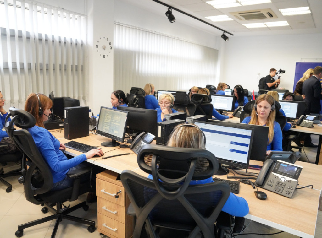 Pošta Srbije otvorila kontakt centar nove generacije u Zemunu